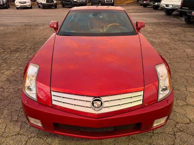 2005 Cadillac XLR Standard