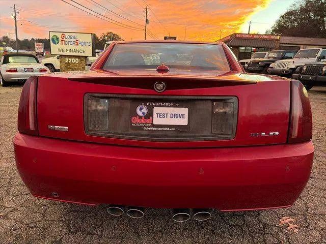 2005 Cadillac XLR Standard
