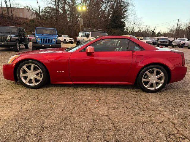 2005 Cadillac XLR Standard