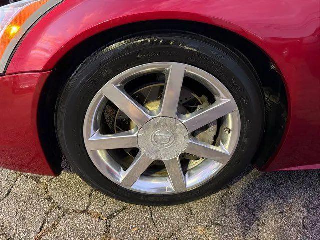 2005 Cadillac XLR Standard
