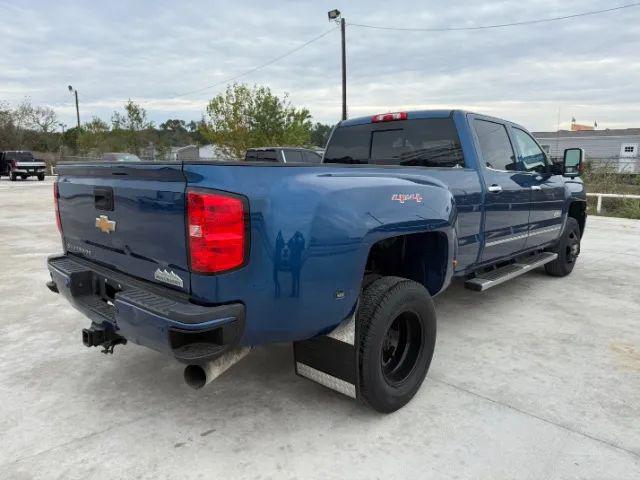 2017 Chevrolet Silverado 3500HD High Country