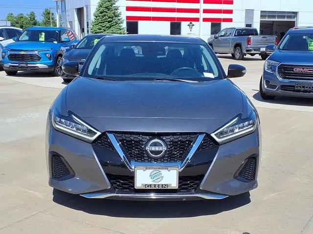 2023 Nissan Maxima SV Xtronic CVT
