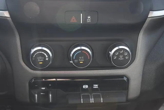 2021 Ram 3500 Big Horn Crew Cab 4x4 6'4" Box
