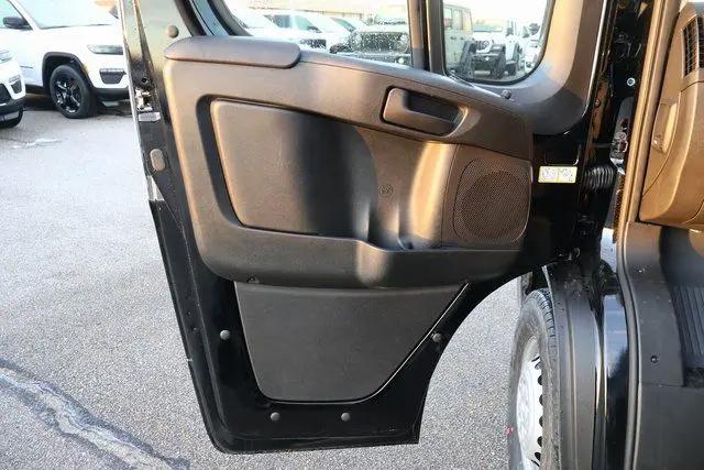 2026 Ram ProMaster Cargo Van Tradesman Low Roof 118" WB w/Pass Seat