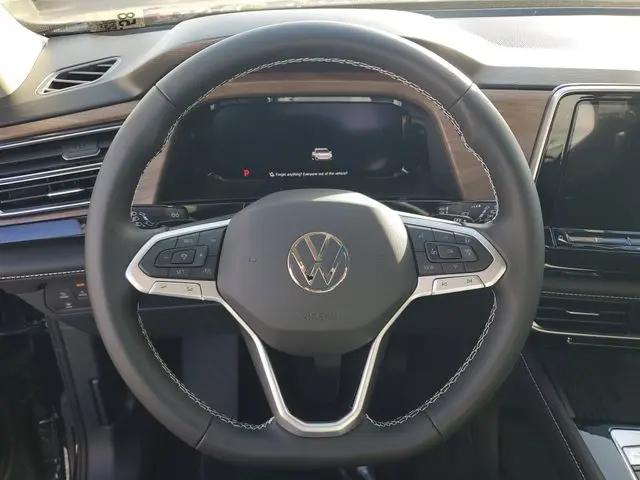 2026 Volkswagen Atlas SE with Technology