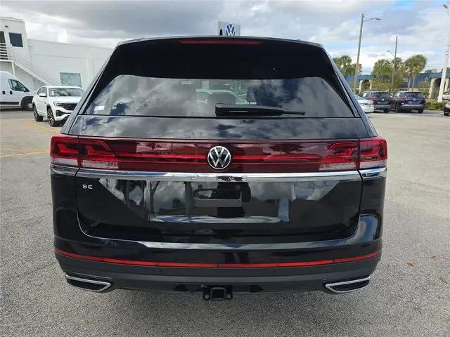 2026 Volkswagen Atlas SE with Technology