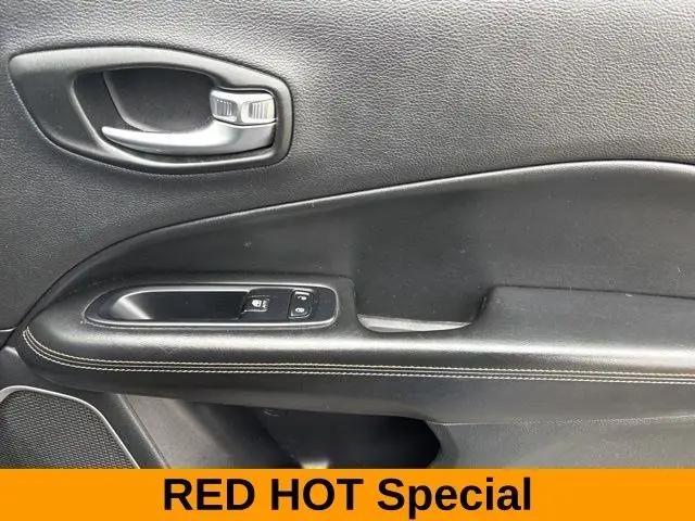 2018 Jeep Compass Latitude FWD