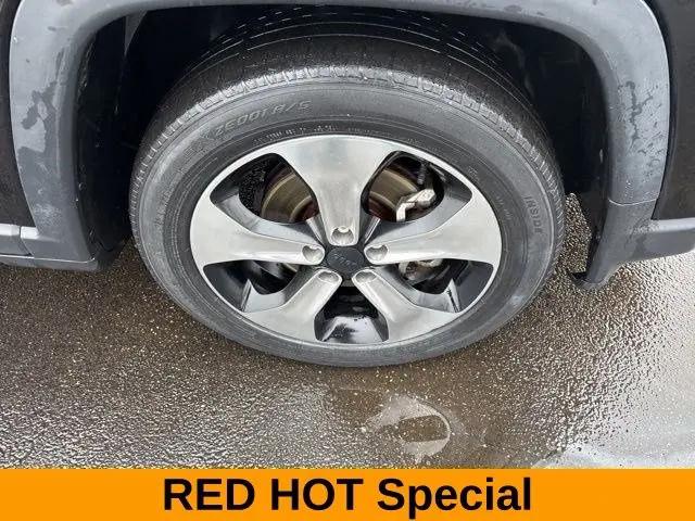 2018 Jeep Compass Latitude FWD