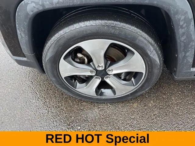 2018 Jeep Compass Latitude FWD