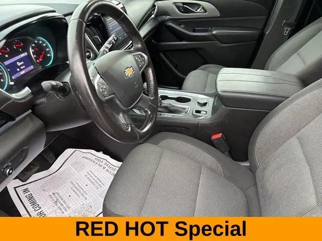 2022 Chevrolet Traverse AWD LT Cloth