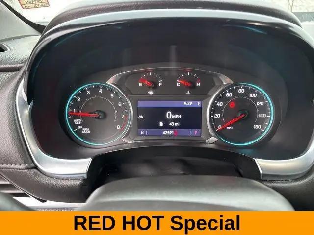 2022 Chevrolet Traverse AWD LT Cloth