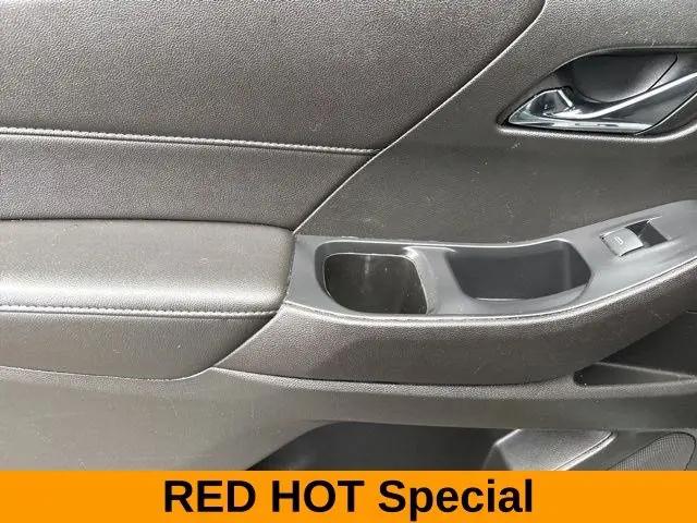 2022 Chevrolet Traverse AWD LT Cloth