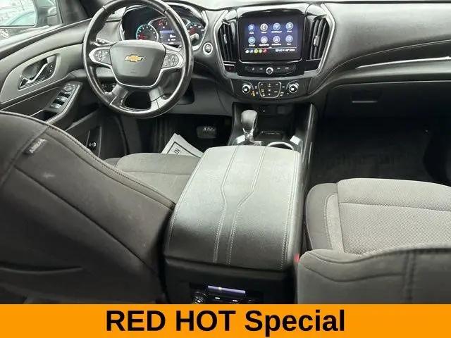 2022 Chevrolet Traverse AWD LT Cloth