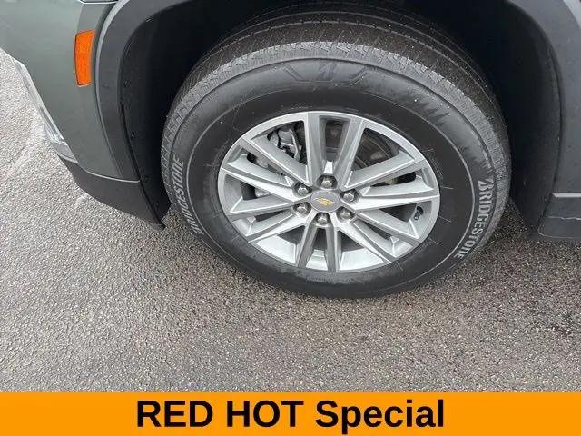 2022 Chevrolet Traverse AWD LT Cloth