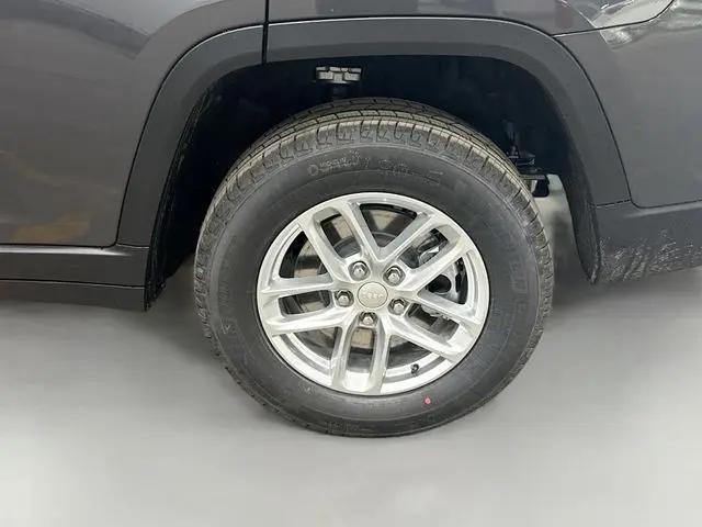 2025 Jeep Grand Cherokee L Laredo 4x4