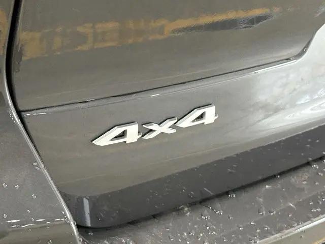 2025 Jeep Grand Cherokee L Laredo 4x4
