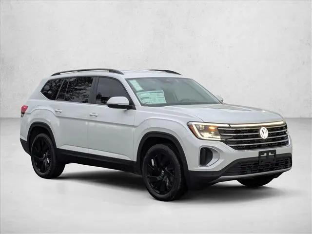 2026 Volkswagen Atlas SE with Technology