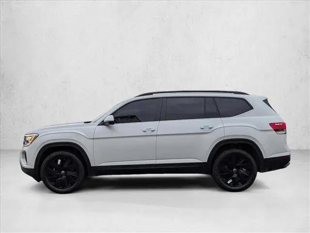 2026 Volkswagen Atlas SE with Technology