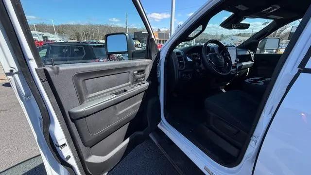 2026 Ram 3500 Tradesman Crew Cab 4x4 6'4" Box