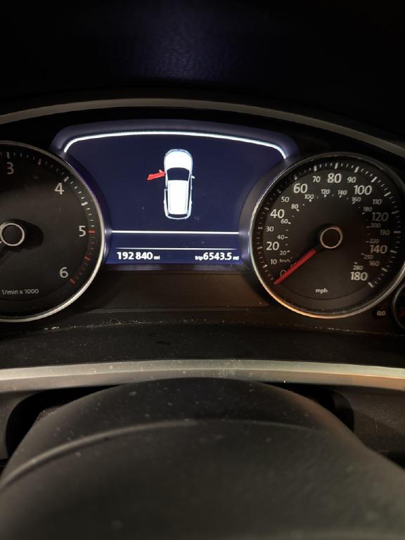 2012 Volkswagen Touareg TDI Lux 2012 Volkswagen Touareg TDI Lux