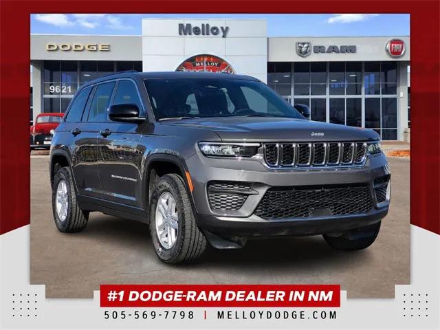 2025 Jeep Grand Cherokee Laredo 4x4