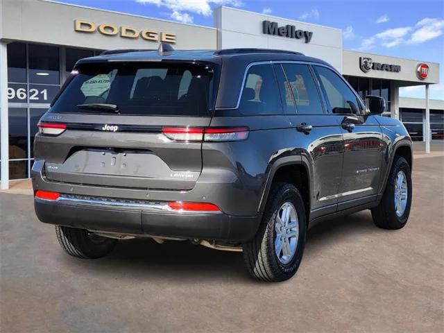 2025 Jeep Grand Cherokee Laredo 4x4