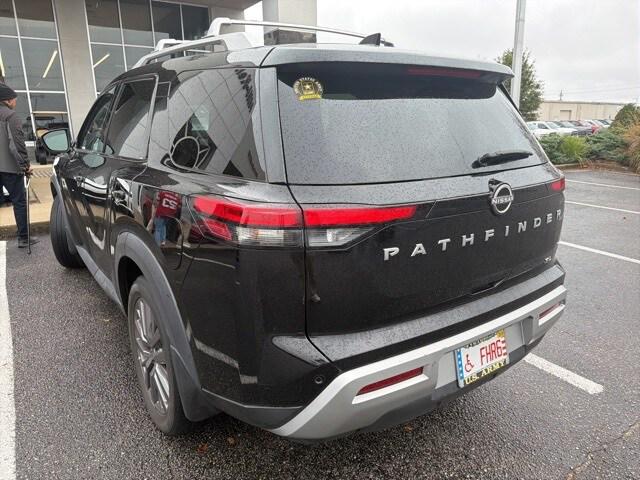 2023 Nissan Pathfinder SL FWD 2023 Nissan Pathfinder SL FWD