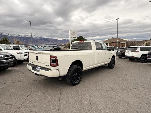 2024 RAM 3500 Laramie Crew Cab 4x4 8 Box