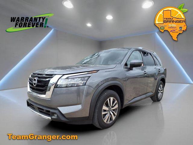 2022 Nissan Pathfinder SL 4WD