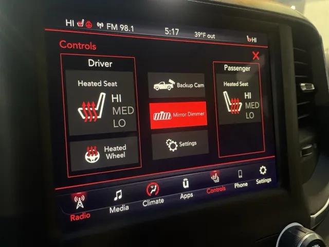 2019 RAM 1500 Big Horn/Lone Star Crew Cab 4x4 57 Box