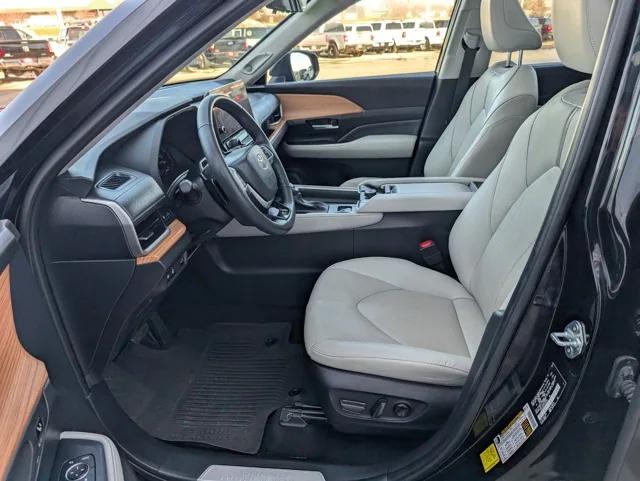 2024 Toyota Grand Highlander Platinum