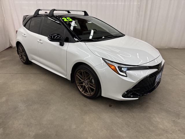 2025 Toyota Corolla Hatchback SE