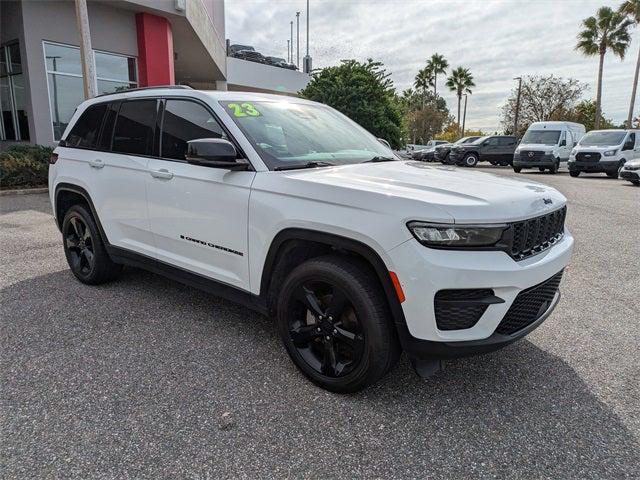 2023 Jeep Grand Cherokee Altitude 4x2