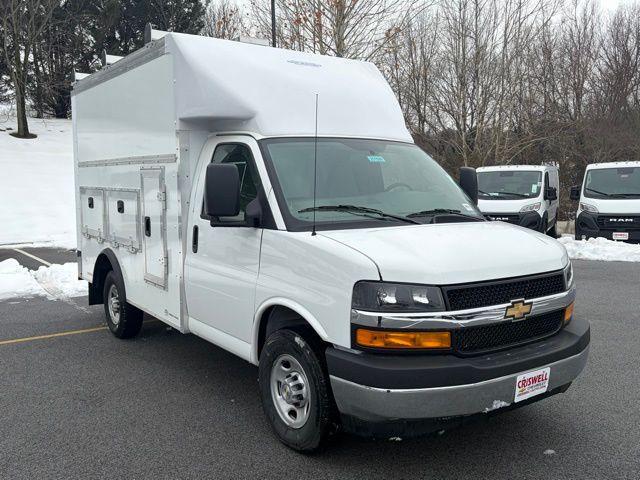 2025 Chevrolet Express Cutaway Work Van