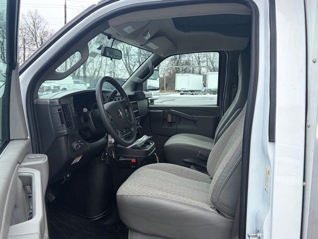 2025 Chevrolet Express Cutaway Work Van