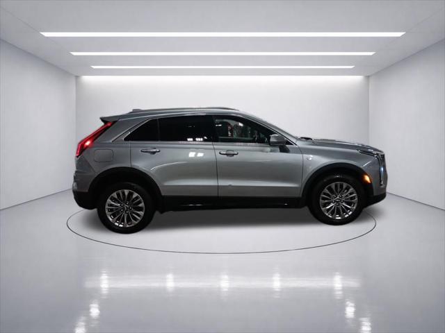 2025 Cadillac XT4 AWD Premium Luxury