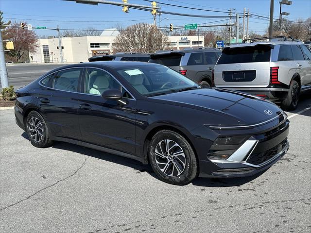 2026 Hyundai Sonata Hybrid Blue