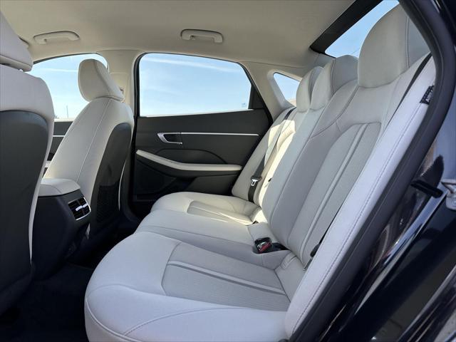 2026 Hyundai Sonata Hybrid Blue