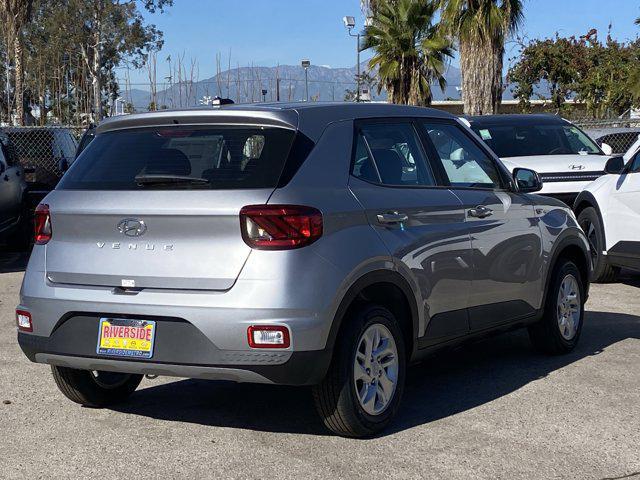 2026 Hyundai Venue SE