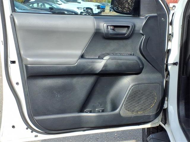 2019 Toyota Tacoma SR 2019 Toyota Tacoma SR