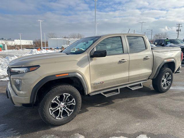 2024 GMC Canyon 4WD AT4
