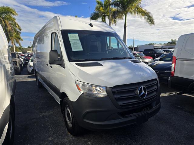 2023 Mercedes-Benz Sprinter Cargo Van High Roof 4-Cyl Gas