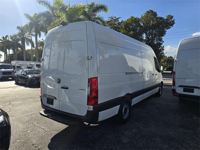 2023 Mercedes-Benz Sprinter Cargo Van High Roof 4-Cyl Gas