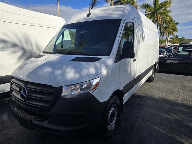 2023 Mercedes-Benz Sprinter Cargo Van High Roof 4-Cyl Gas