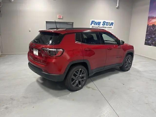 2026 Jeep Compass Latitude Altitude