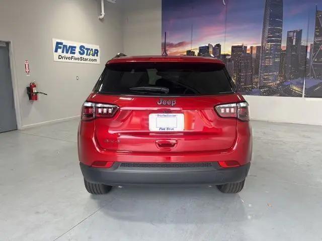 2026 Jeep Compass Latitude Altitude