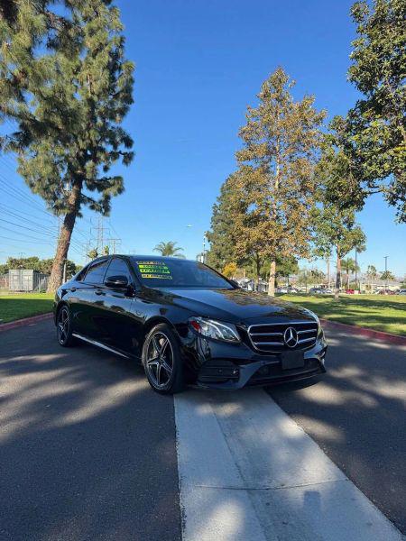 2019 Mercedes-Benz E-CLASS E 300 E 300