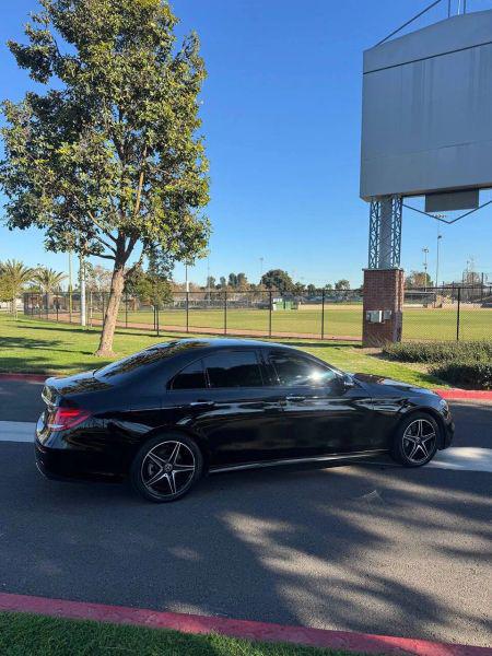 2019 Mercedes-Benz E-CLASS E 300 E 300