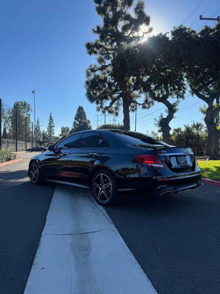 2019 Mercedes-Benz E-CLASS E 300 E 300