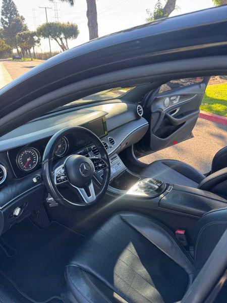 2019 Mercedes-Benz E-CLASS E 300 E 300